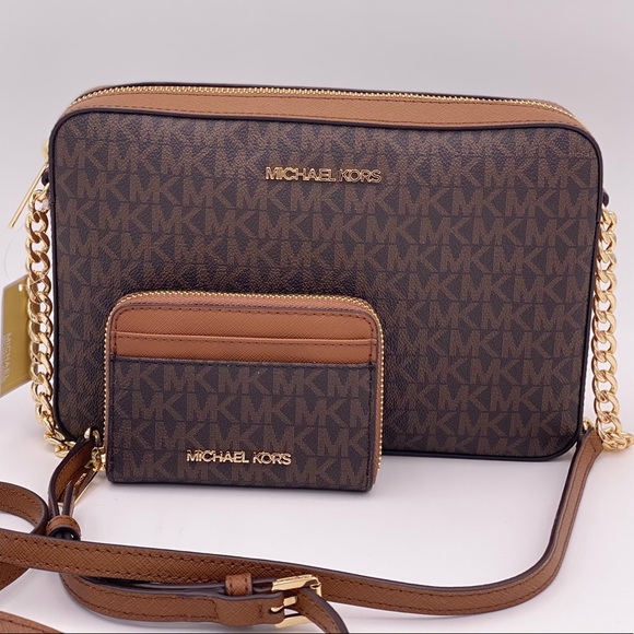 Michael Kors Handbags - Michael Kors EW Crossbody and Wallets Card Case